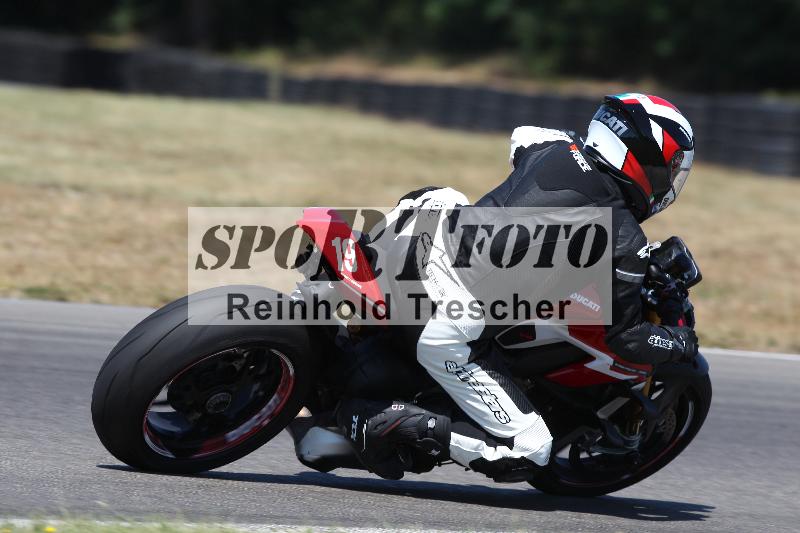 Archiv-2022/50 09.08.2022 MSS und TÖFF Track Day ADR/Gruppe blau/backside